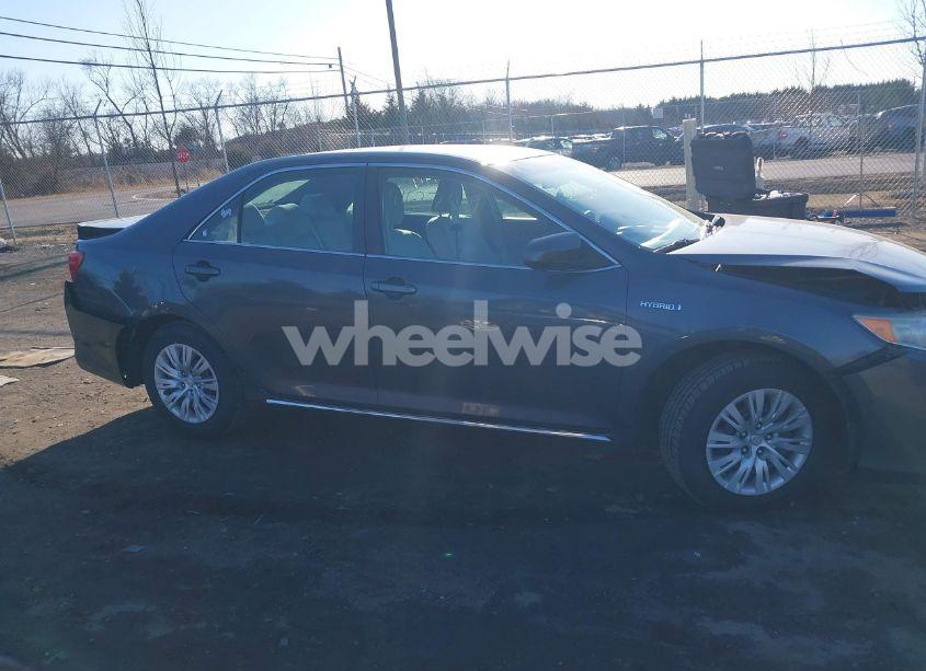 Photo 13 of 2012 Toyota Camry HYBRID LE (VIN 4T1BD1FK6CU033718)