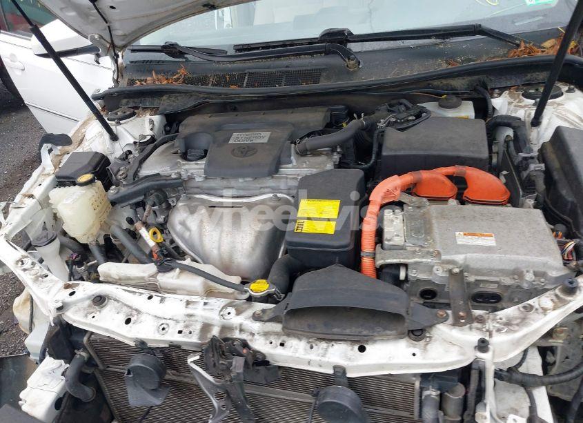 Photo 10 of 2013 Toyota Camry HYBRID LE (VIN 4T1BD1FK6DU064484)