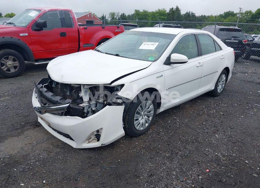 Photo 2 of 2013 Toyota Camry HYBRID LE (VIN 4T1BD1FK6DU064484)