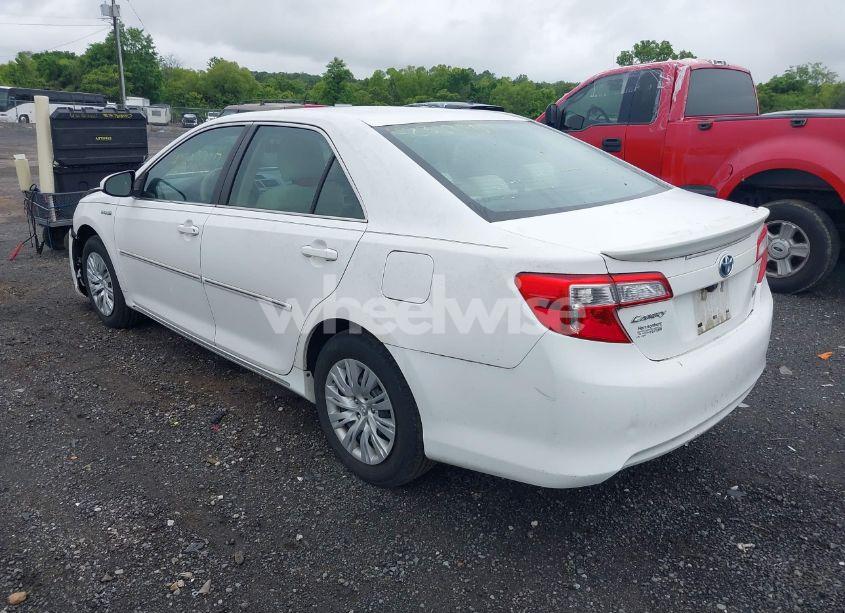 Photo 3 of 2013 Toyota Camry HYBRID LE (VIN 4T1BD1FK6DU064484)