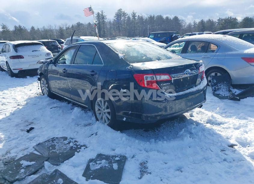 Photo 3 of 2014 Toyota Camry HYBRID XLE (VIN 4T1BD1FK6EU104998)
