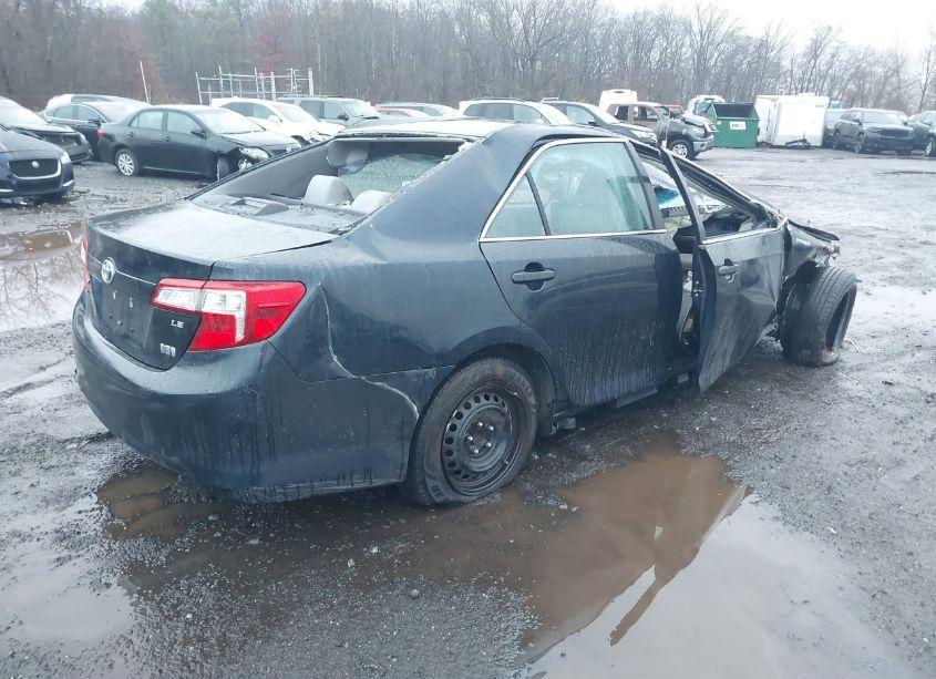 Photo 4 of 2014 Toyota Camry HYBRID LE (VIN 4T1BD1FK6EU137757)