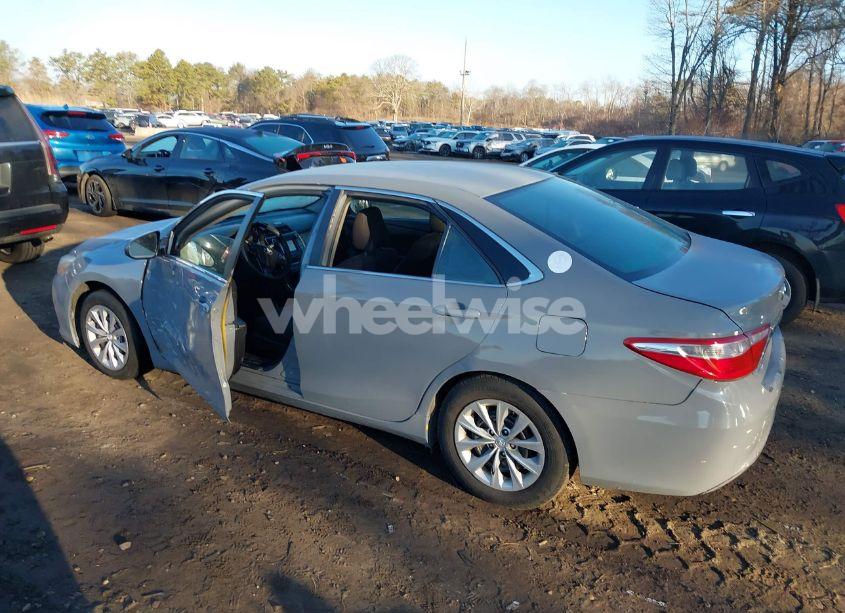 Photo 14 of 2015 Toyota Camry HYBRID LE (VIN 4T1BD1FK6FU151692)