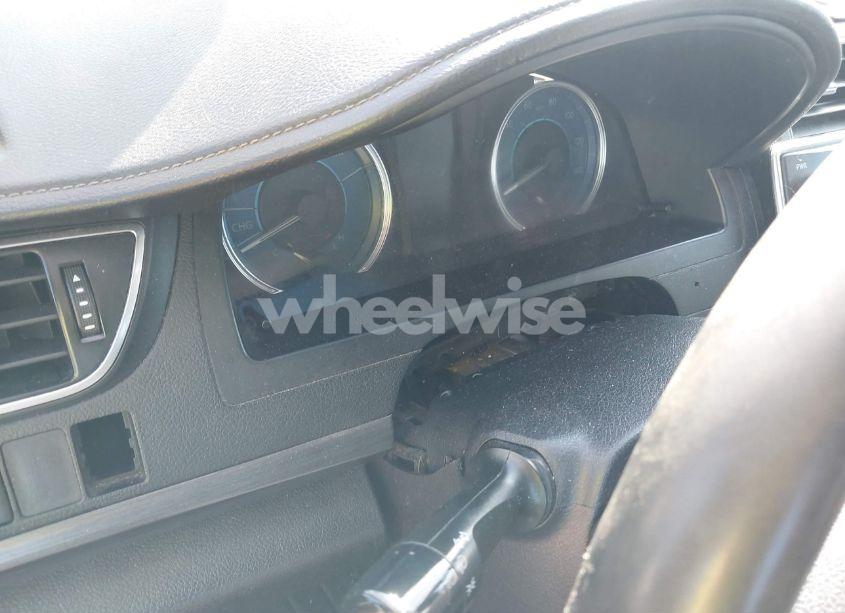 Photo 14 of 2015 Toyota Camry HYBRID LE (VIN 4T1BD1FK6FU152938)