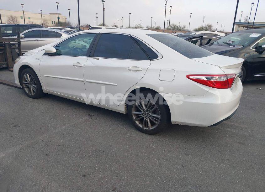 Photo 3 of 2015 Toyota Camry HYBRID SE (VIN 4T1BD1FK6FU169691)