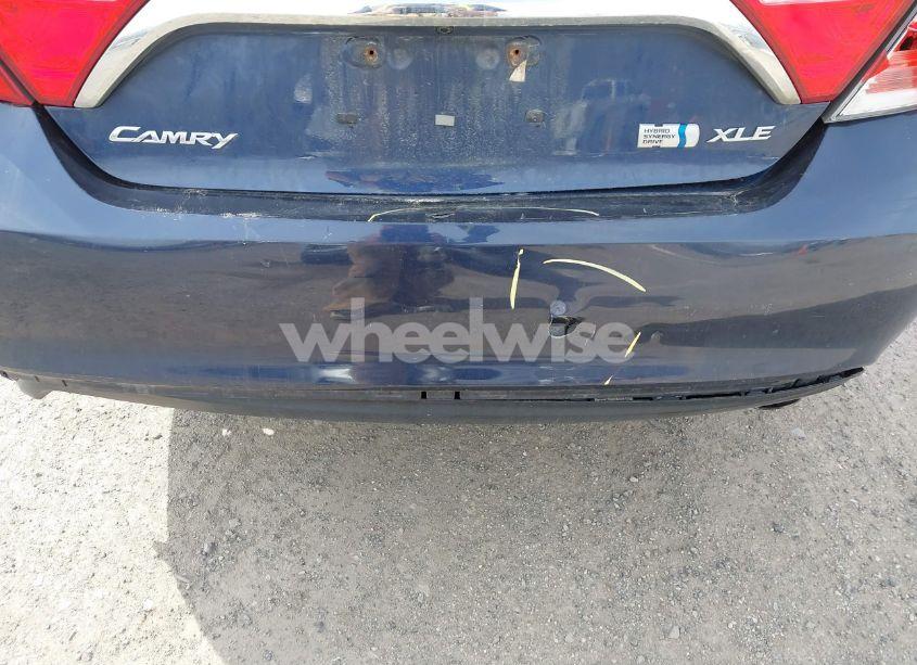 Photo 18 of 2015 Toyota Camry HYBRID XLE (VIN 4T1BD1FK6FU170842)