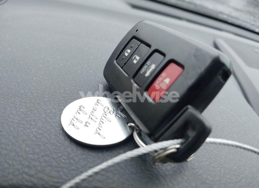 Photo 11 of 2016 Toyota Camry HYBRID LE (VIN 4T1BD1FK6GU182314)