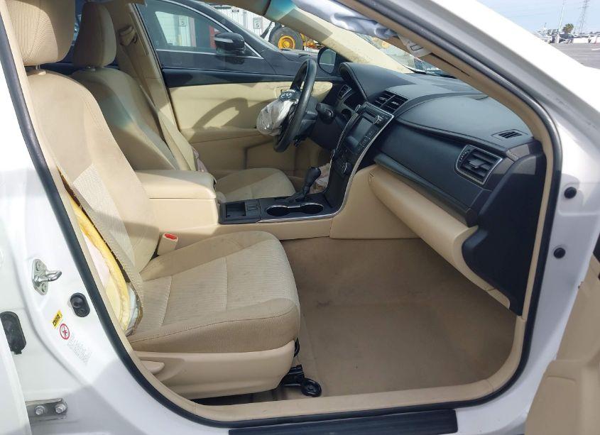 Photo 5 of 2016 Toyota Camry HYBRID LE (VIN 4T1BD1FK6GU185049)