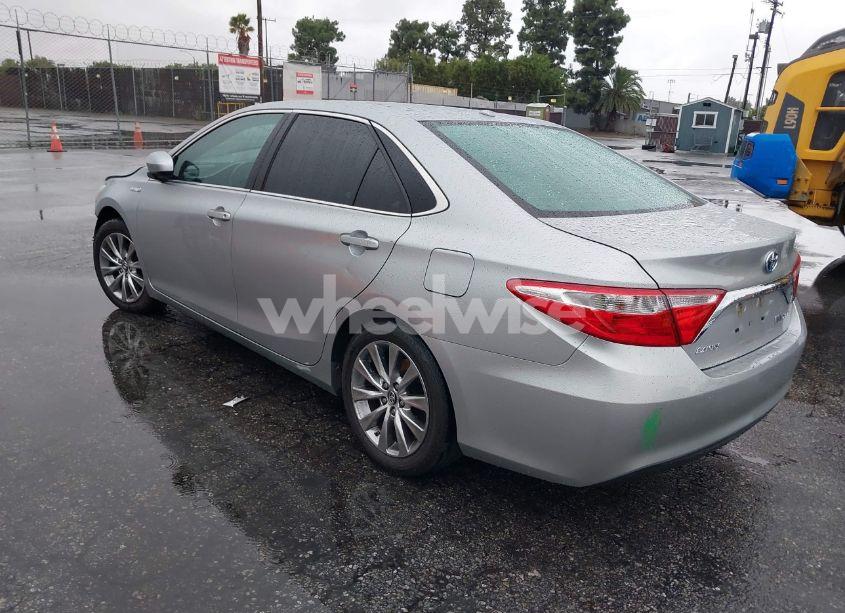 Photo 3 of 2016 Toyota Camry HYBRID XLE (VIN 4T1BD1FK6GU188419)