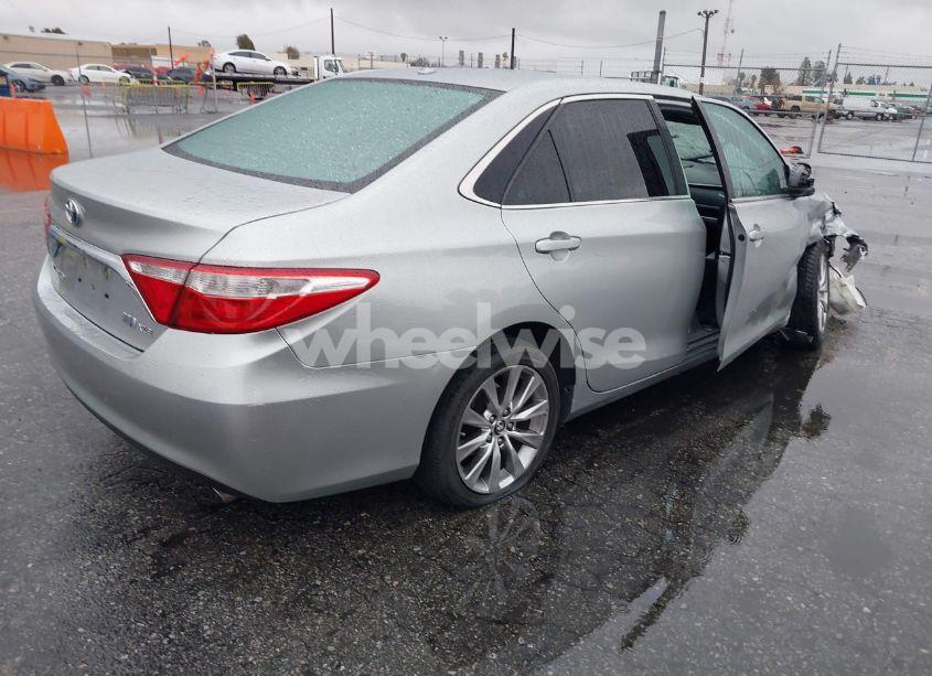 Photo 4 of 2016 Toyota Camry HYBRID XLE (VIN 4T1BD1FK6GU188419)