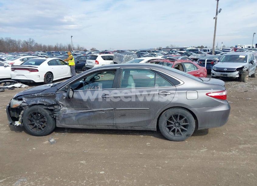 Photo 14 of 2016 Toyota Camry HYBRID LE (VIN 4T1BD1FK6GU190218)