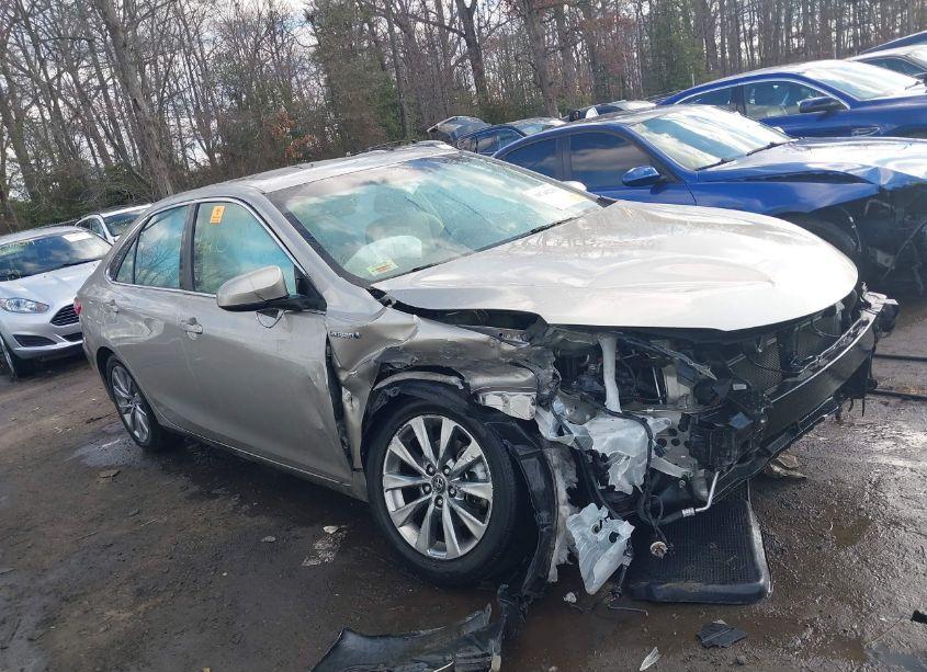 2016 Toyota Camry HYBRID XLE (VIN 4T1BD1FK6GU191174) main photo