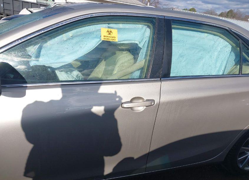 Photo 14 of 2016 Toyota Camry HYBRID XLE (VIN 4T1BD1FK6GU191174)