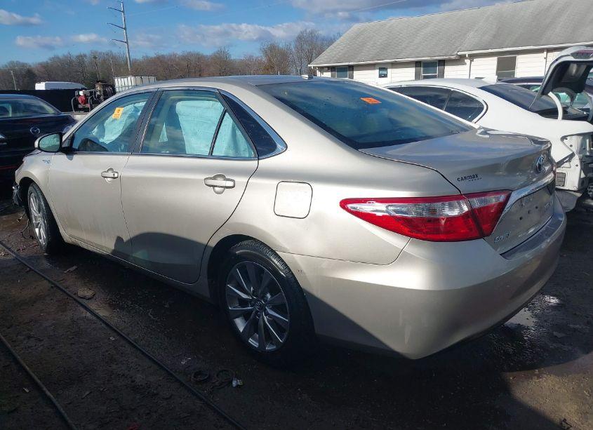 Photo 3 of 2016 Toyota Camry HYBRID XLE (VIN 4T1BD1FK6GU191174)