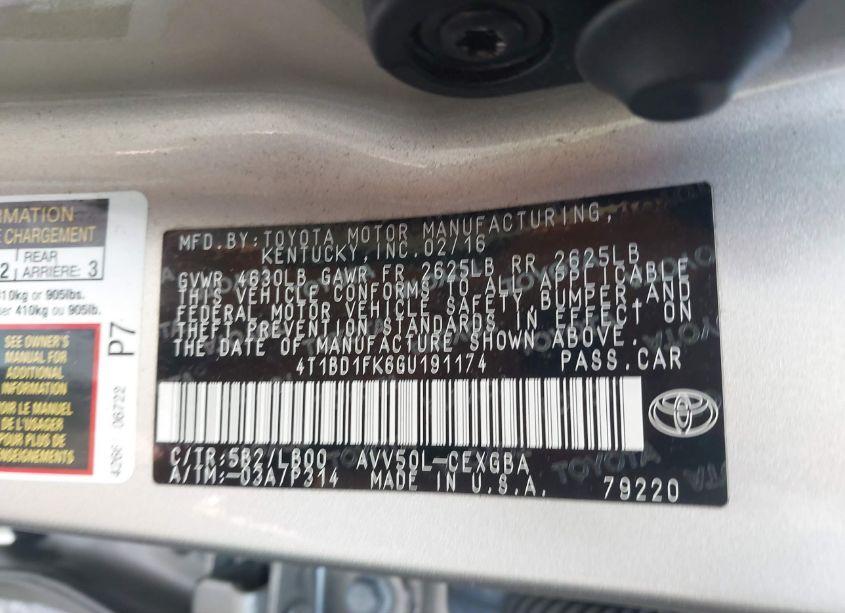 Photo 9 of 2016 Toyota Camry HYBRID XLE (VIN 4T1BD1FK6GU191174)