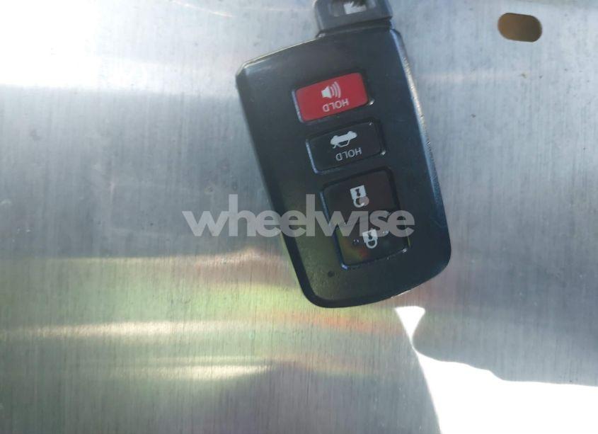 Photo 11 of 2016 Toyota Camry HYBRID XLE (VIN 4T1BD1FK6GU193488)