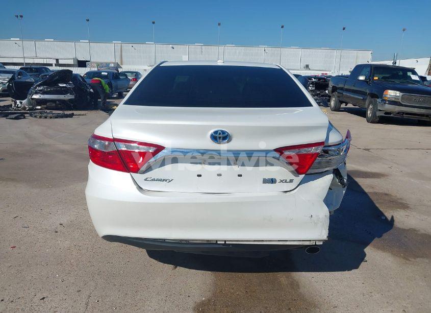 Photo 17 of 2016 Toyota Camry HYBRID XLE (VIN 4T1BD1FK6GU193488)