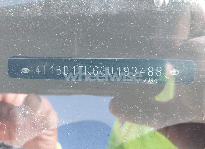 Photo 9 of 2016 Toyota Camry HYBRID XLE (VIN 4T1BD1FK6GU193488)