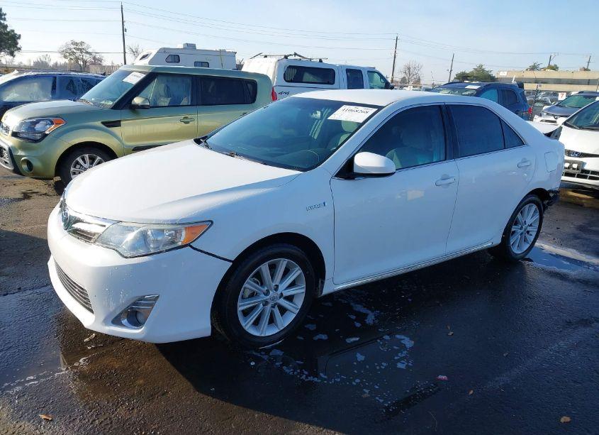 Photo 2 of 2012 Toyota Camry HYBRID XLE (VIN 4T1BD1FK7CU036949)