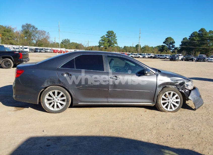 Photo 13 of 2013 Toyota Camry HYBRID XLE (VIN 4T1BD1FK7DU076028)