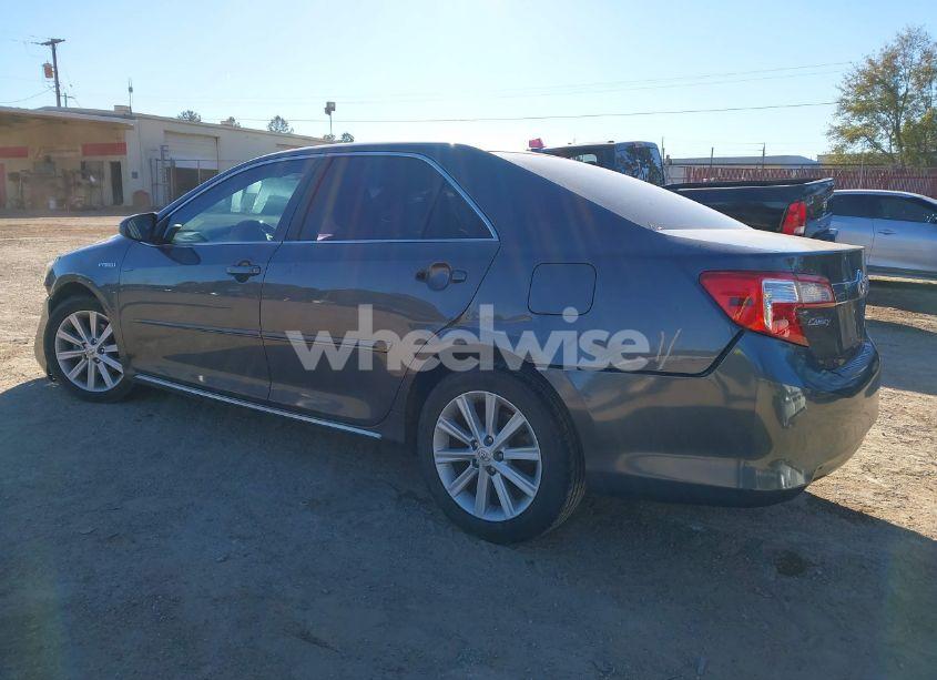 Photo 3 of 2013 Toyota Camry HYBRID XLE (VIN 4T1BD1FK7DU076028)