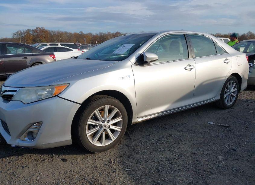 Photo 2 of 2013 Toyota Camry HYBRID XLE (VIN 4T1BD1FK7DU078118)