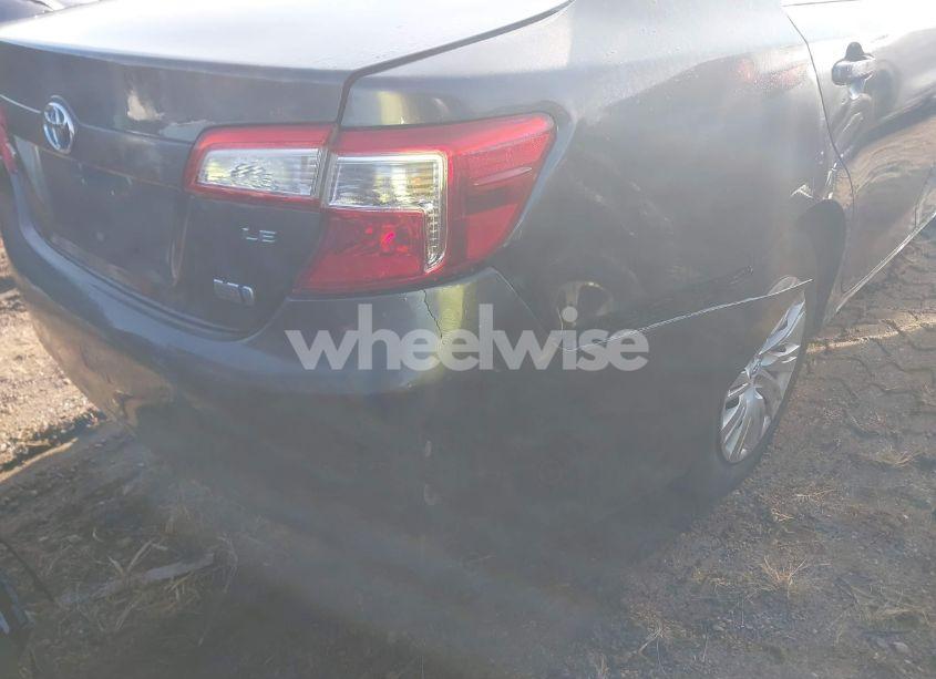 Photo 17 of 2013 Toyota Camry HYBRID LE (VIN 4T1BD1FK7DU078765)