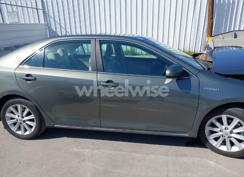 Photo 13 of 2013 Toyota Camry HYBRID XLE (VIN 4T1BD1FK7DU091659)