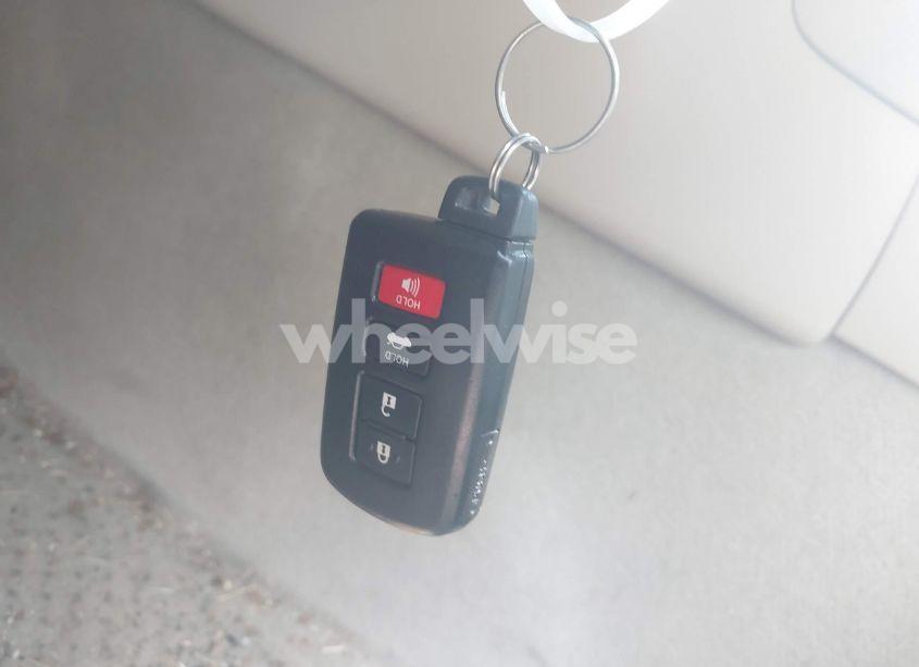 Photo 11 of 2013 Toyota Camry HYBRID XLE (VIN 4T1BD1FK7DU093363)