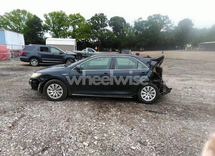 Photo 14 of 2014 Toyota Camry HYBRID LE/SE LIMITED EDITION/XLE (VIN 4T1BD1FK7EU134835)