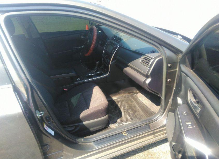 Photo 5 of 2015 Toyota Camry HYBRID LE (VIN 4T1BD1FK7FU157369)