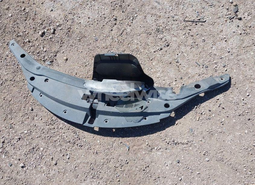 Photo 12 of 2015 Toyota Camry HYBRID SE (VIN 4T1BD1FK7FU163026)