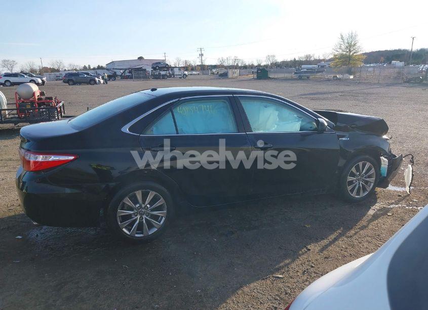 Photo 12 of 2015 Toyota Camry HYBRID XLE (VIN 4T1BD1FK7FU163091)
