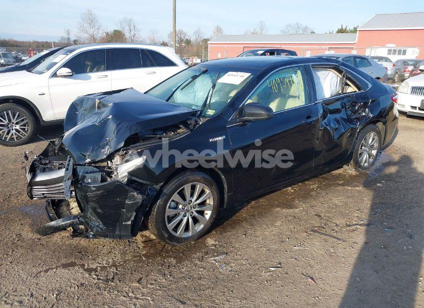 Photo 2 of 2015 Toyota Camry HYBRID XLE (VIN 4T1BD1FK7FU163091)