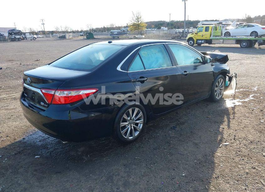 Photo 4 of 2015 Toyota Camry HYBRID XLE (VIN 4T1BD1FK7FU163091)