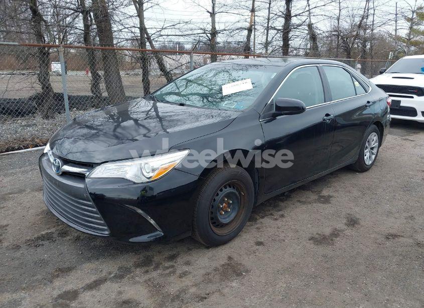 Photo 2 of 2015 Toyota Camry HYBRID LE (VIN 4T1BD1FK7FU163723)