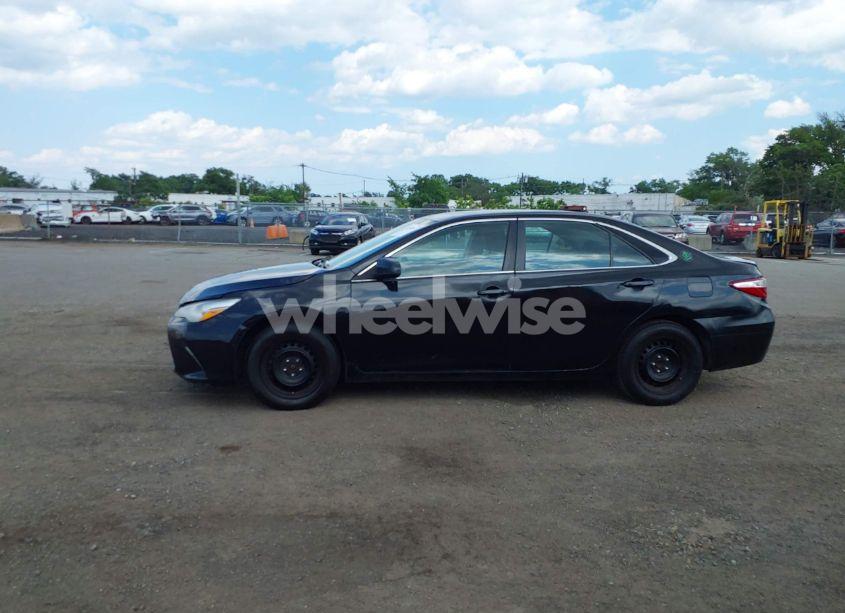 Photo 14 of 2015 Toyota Camry HYBRID LE (VIN 4T1BD1FK7FU164676)