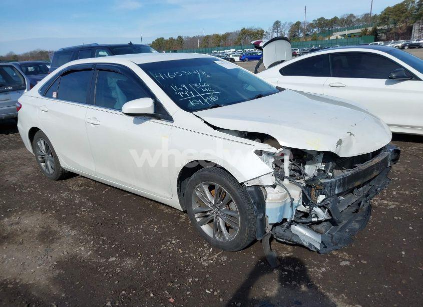 2016 Toyota Camry HYBRID SE (VIN 4T1BD1FK7GU179745) main photo