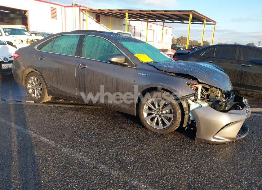 2016 Toyota Camry HYBRID XLE (VIN 4T1BD1FK7GU194066) main photo