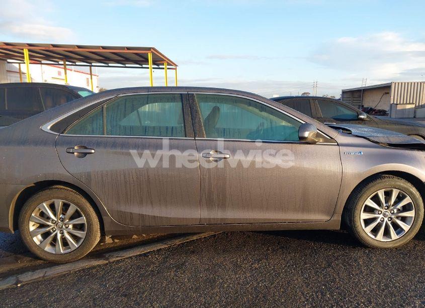 Photo 14 of 2016 Toyota Camry HYBRID XLE (VIN 4T1BD1FK7GU194066)