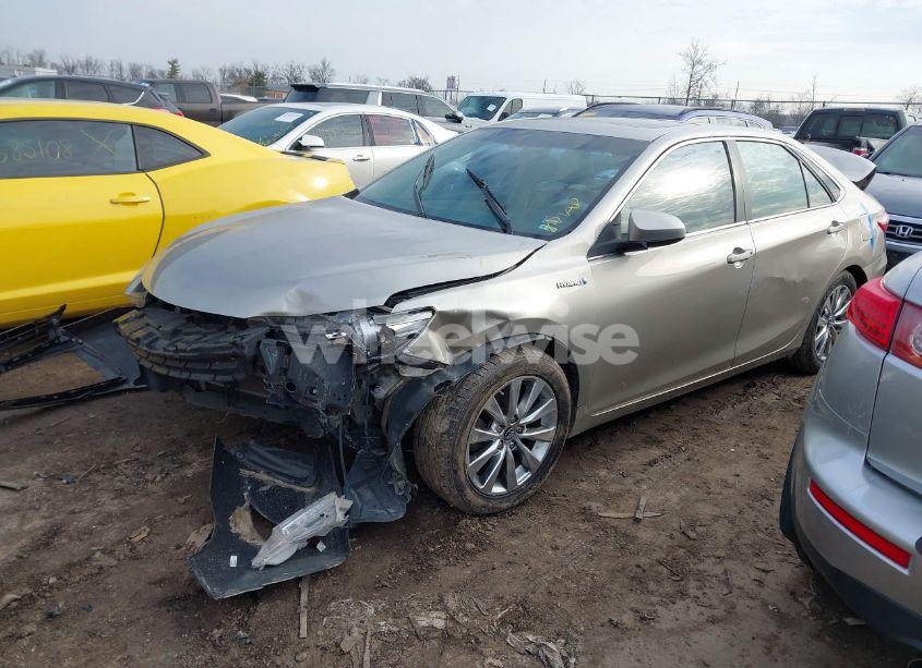 Photo 2 of 2016 Toyota Camry HYBRID XLE (VIN 4T1BD1FK7GU195198)