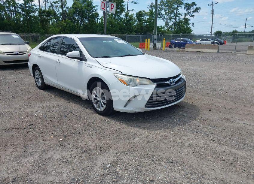 2017 Toyota Camry HYBRID LE (VIN 4T1BD1FK7HU213829) main photo