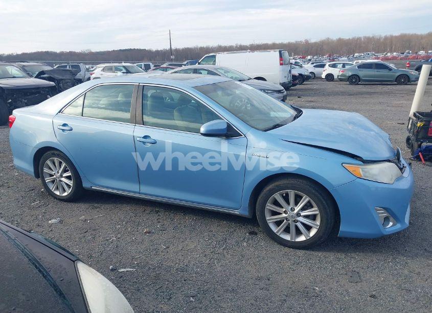 Photo 13 of 2012 Toyota Camry HYBRID XLE (VIN 4T1BD1FK8CU031730)