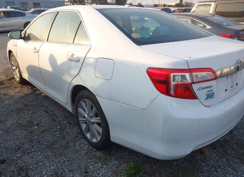 Photo 3 of 2012 Toyota Camry HYBRID XLE (VIN 4T1BD1FK8CU061293)