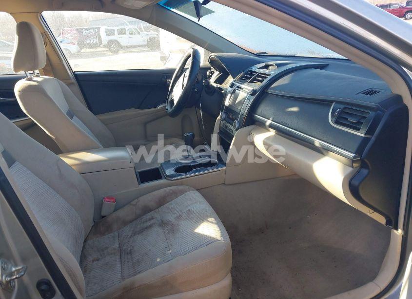 Photo 5 of 2013 Toyota Camry HYBRID LE (VIN 4T1BD1FK8DU093467)