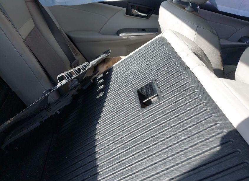 Photo 8 of 2013 Toyota Camry HYBRID XLE (VIN 4T1BD1FK8DU093758)