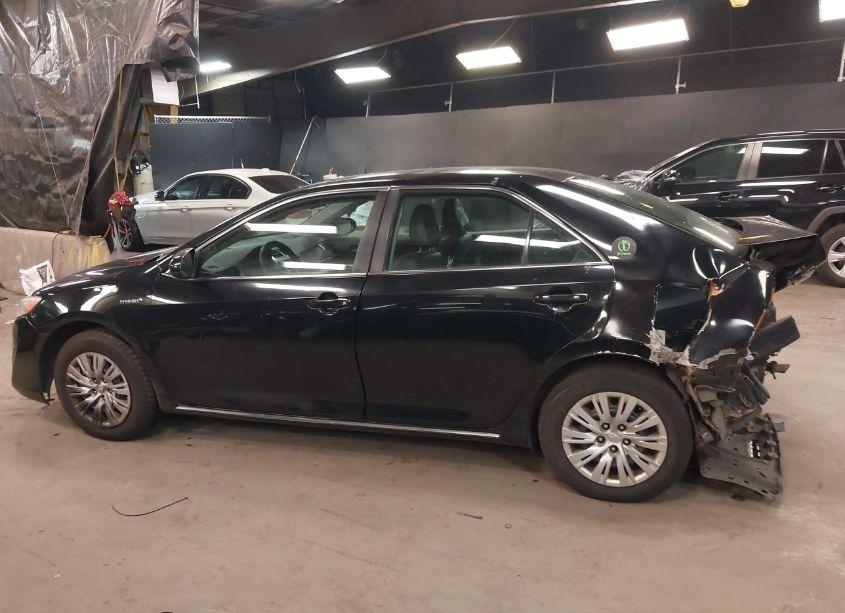 Photo 14 of 2014 Toyota Camry HYBRID LE (VIN 4T1BD1FK8EU111726)