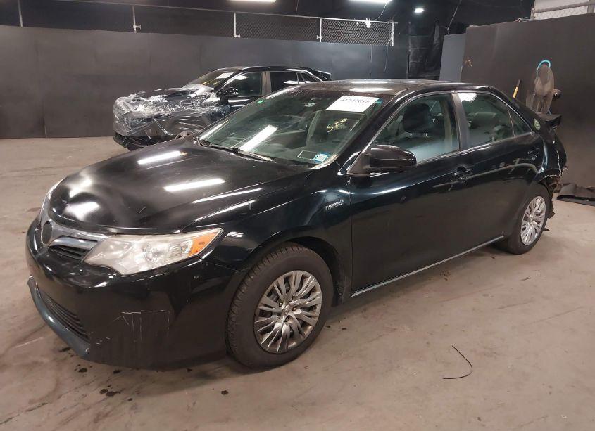 Photo 2 of 2014 Toyota Camry HYBRID LE (VIN 4T1BD1FK8EU111726)