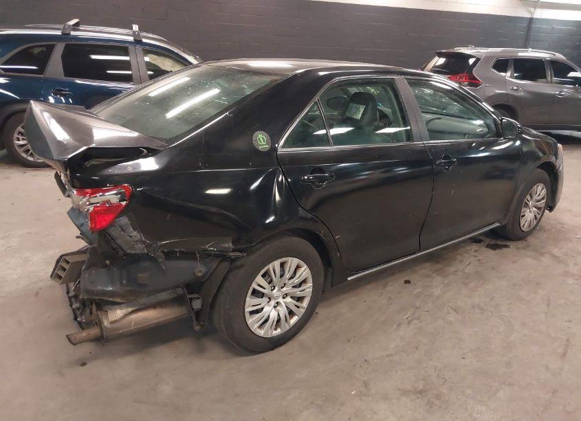Photo 4 of 2014 Toyota Camry HYBRID LE (VIN 4T1BD1FK8EU111726)