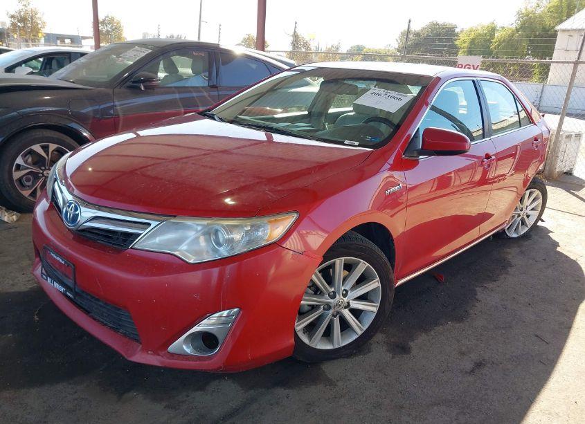 Photo 2 of 2014 Toyota Camry HYBRID XLE (VIN 4T1BD1FK8EU116330)